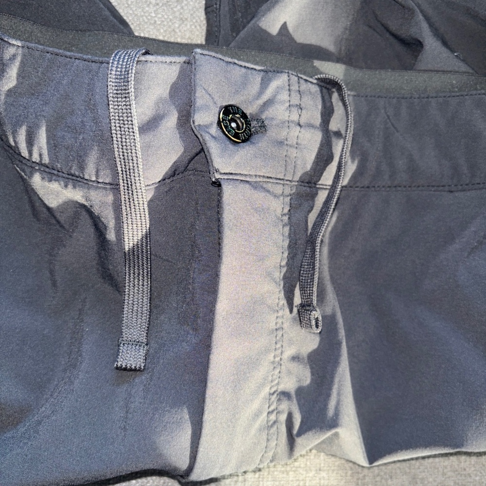 The North Face men’s active pants